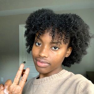 Meet your Posher, Charity